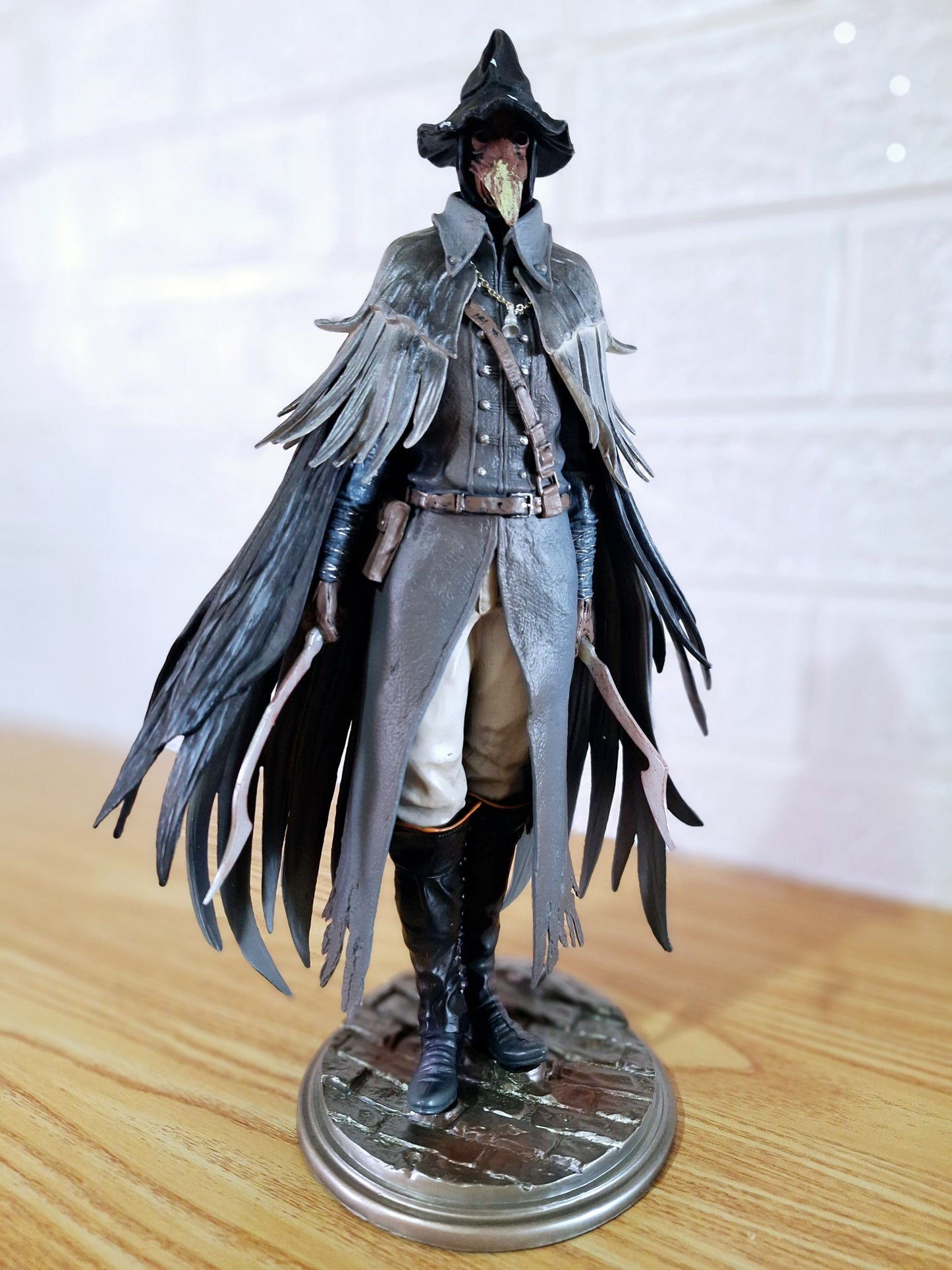 Figura Eileen The Crow Bloodborne 30 cm