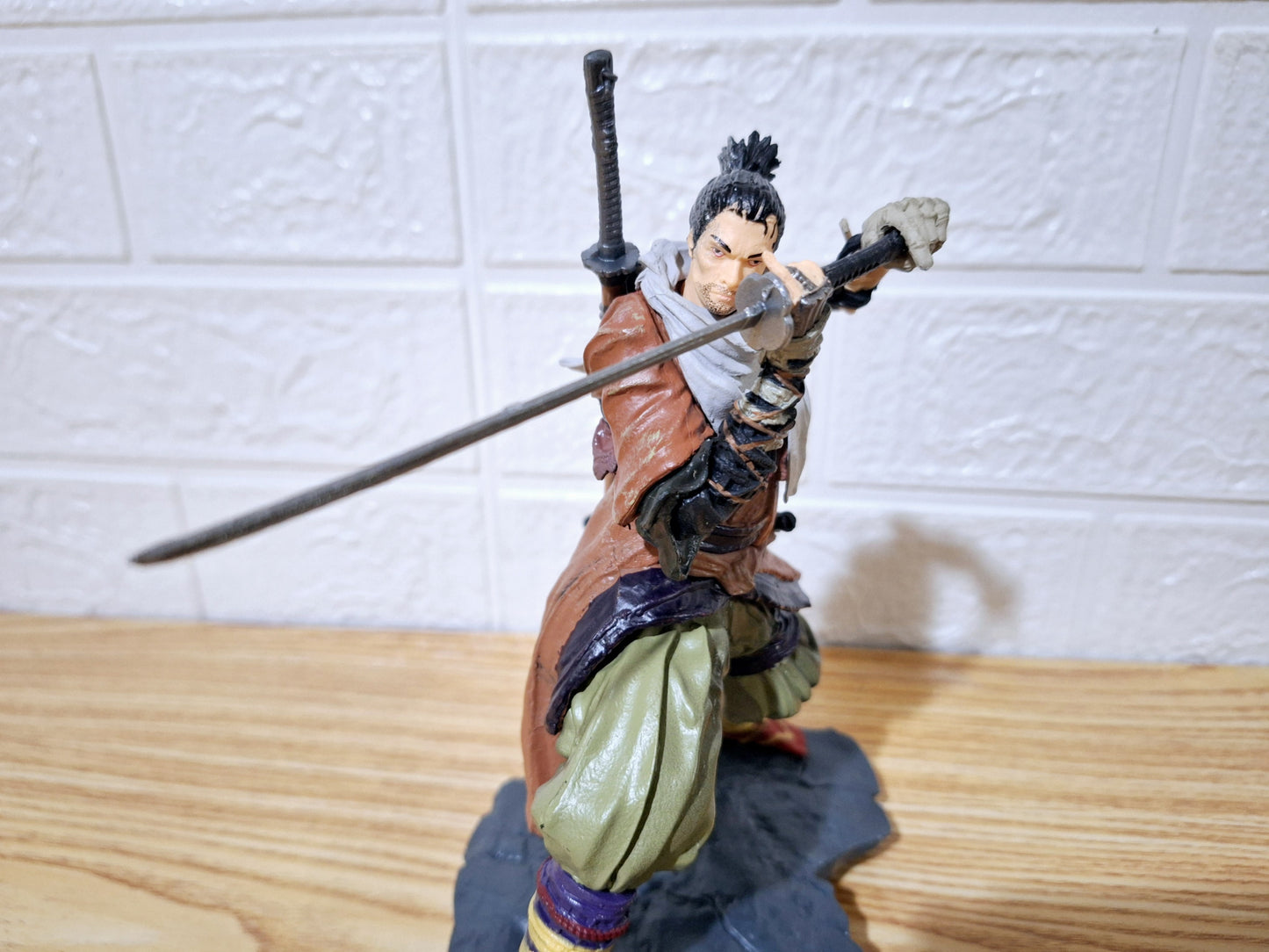 Figura Lobo Sekiro: Shadows Die Twice 17 cm