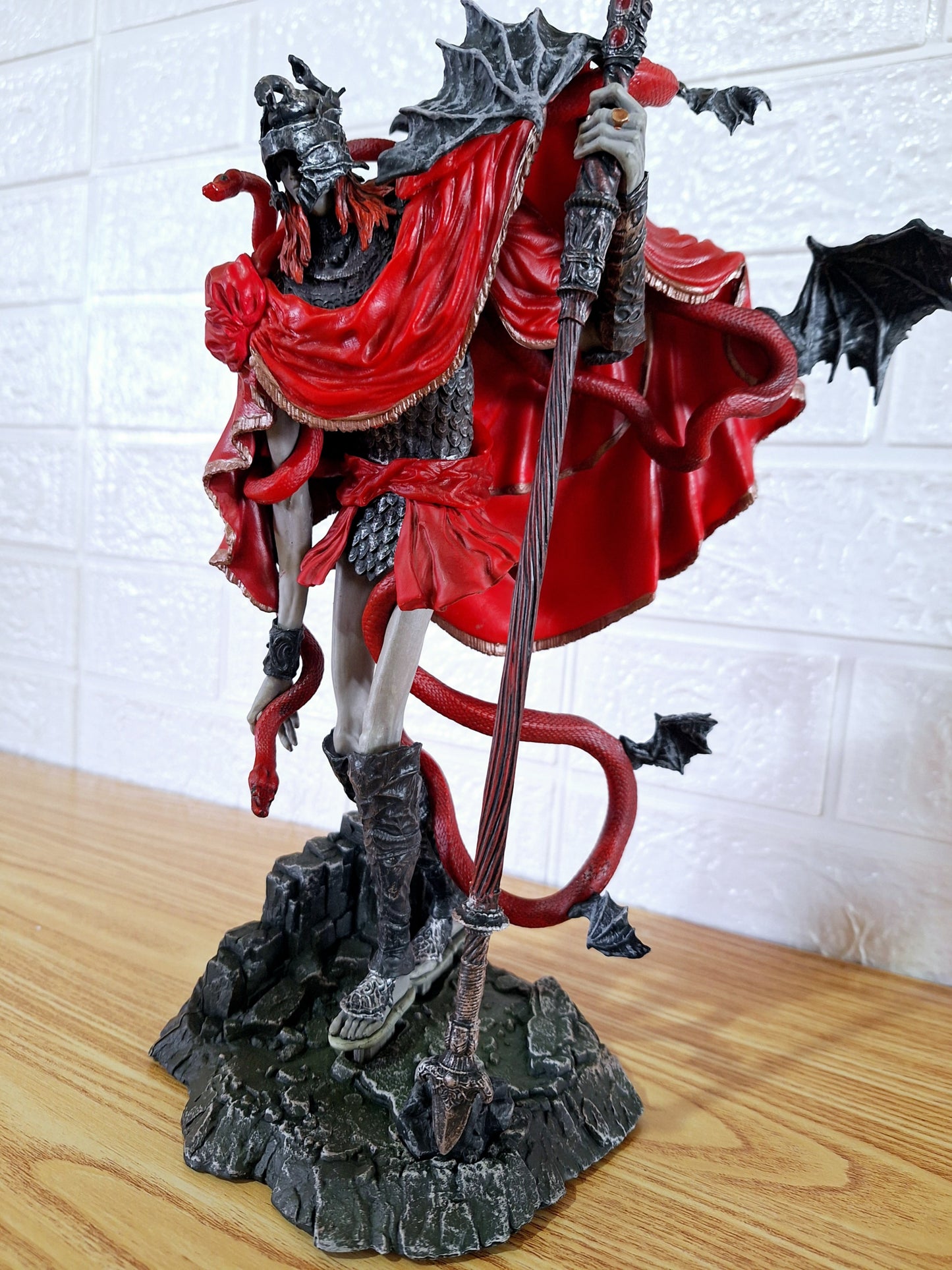 Figura Messmer El Empalador Elden Ring 35 cm