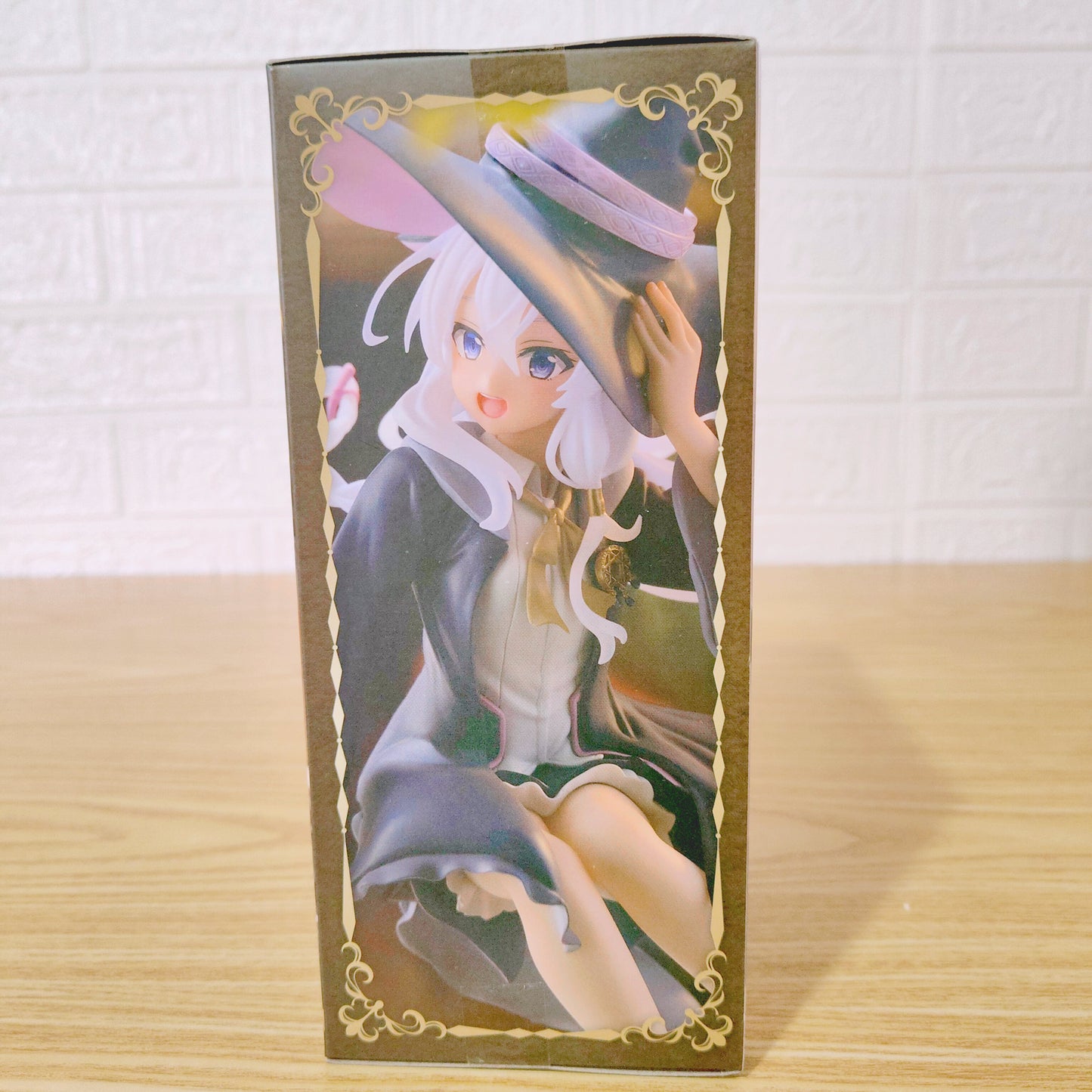 Figura Wandering Majo no Tabitabi Elaina Witch Costume Ver. Taito AMP
