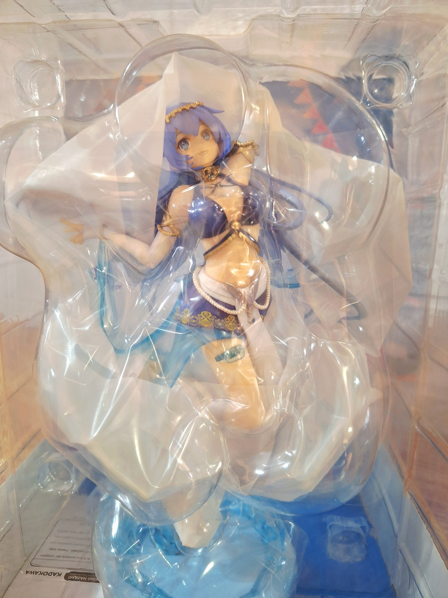 Figura Konosuba Aqua 10TH Aniversario Kadokawa