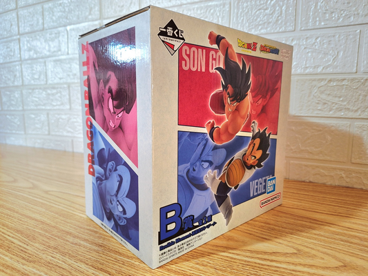 Figura Dragon Ball Z Goku Vs Vegeta (Revible Moment)