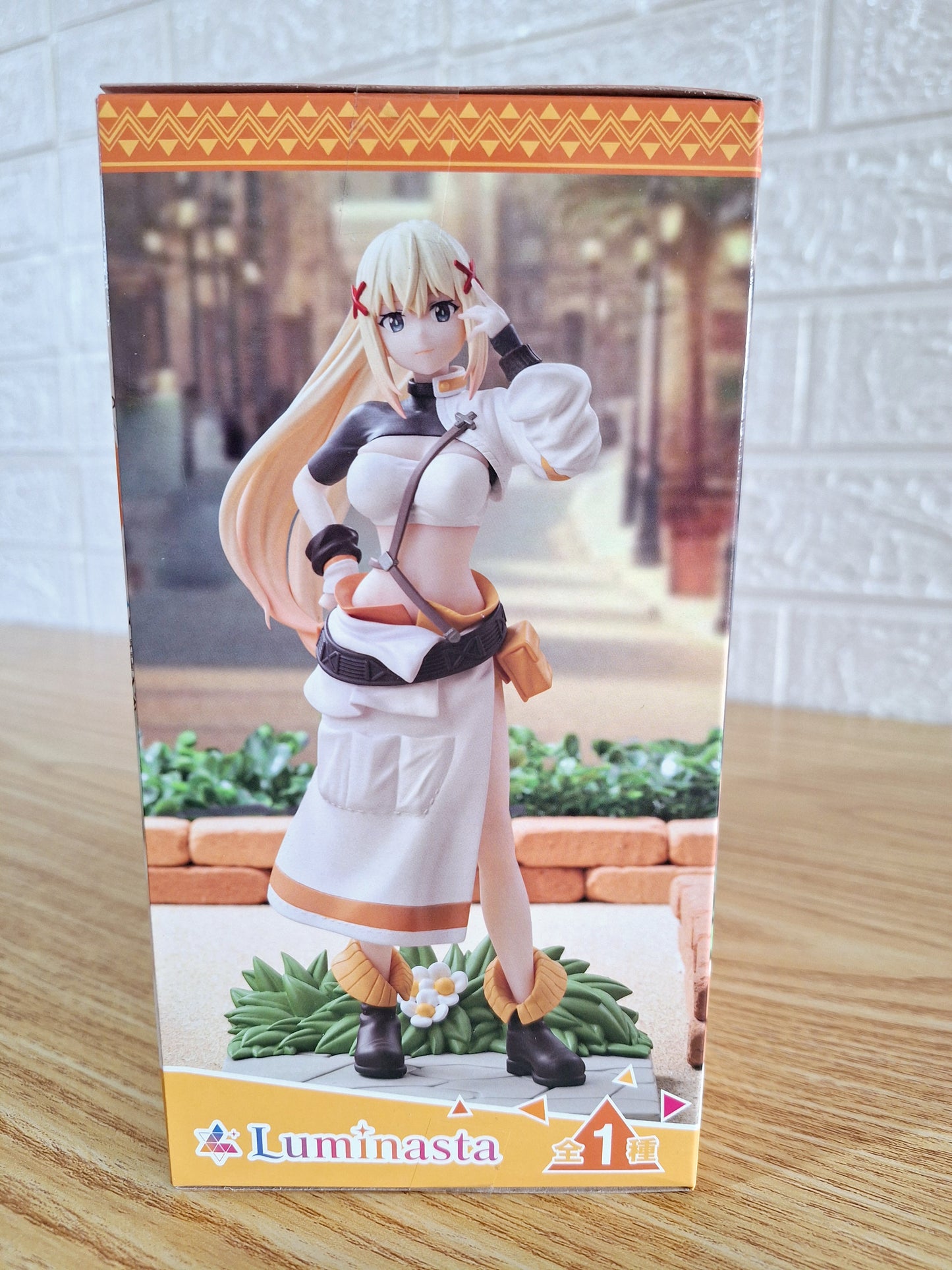 Figura Darkness Konosuba God Blessing SEGA Luminasta