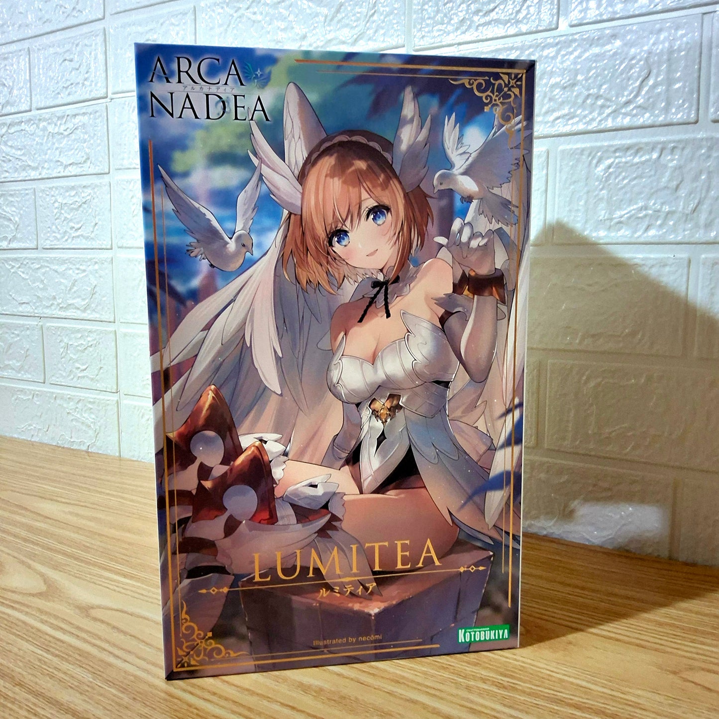 Model Kit Arcanadea Lumitia Kotobukiya